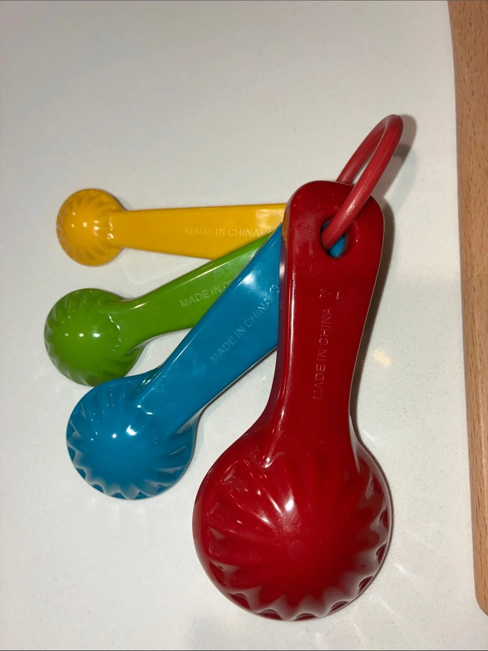 HOLIDAY TREE Silicone Spatula With Wooden Handle NWOT, Measuring Spoons &Cutters